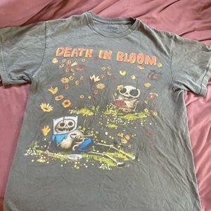 Adventure time Death in Bloom t shirt. Size Medium